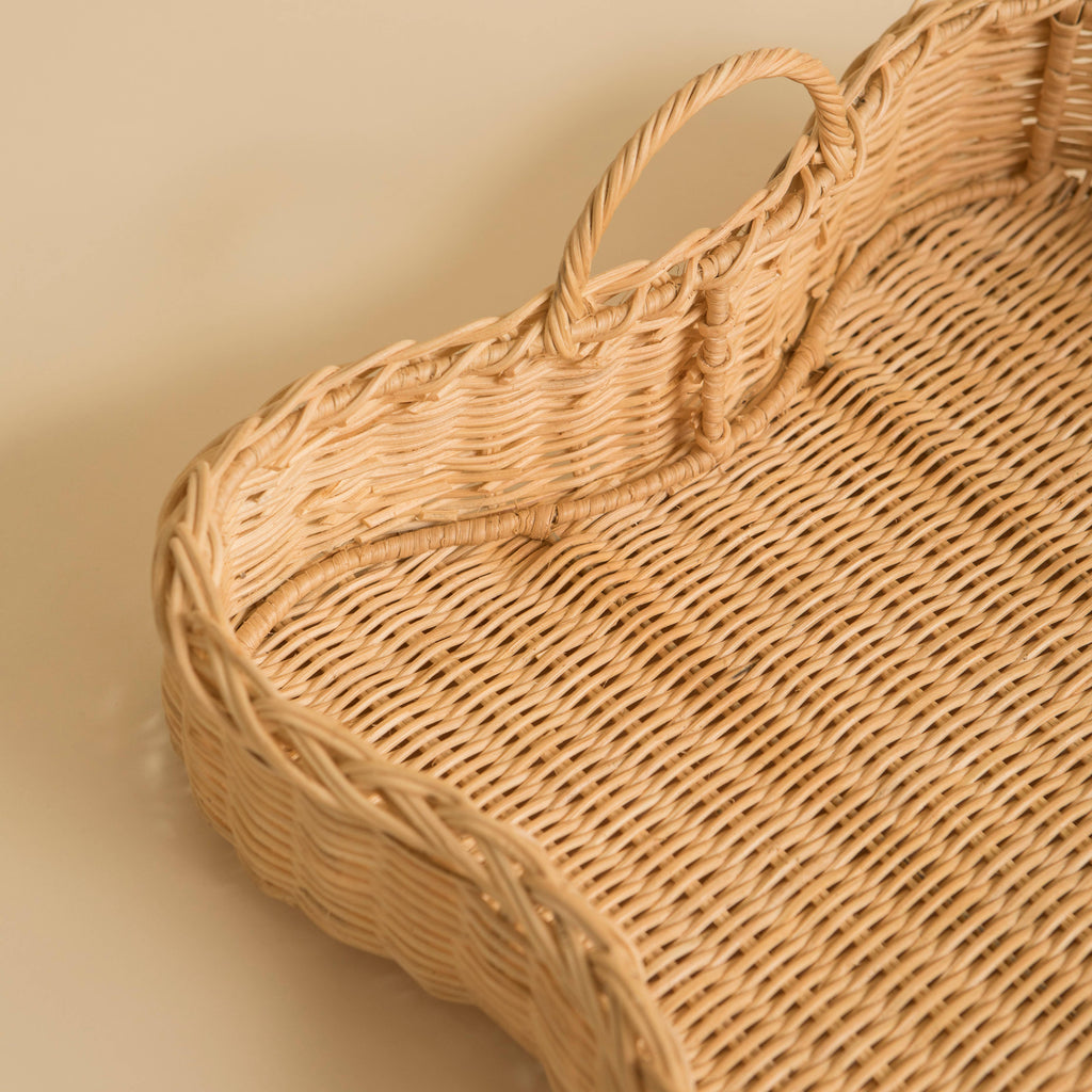 Rattan Scalloped Tray Vera Large Natural