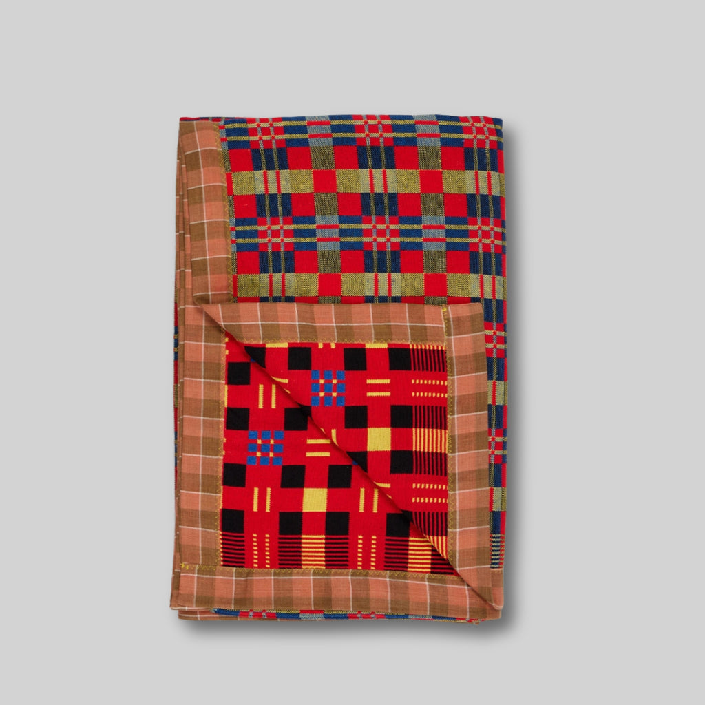 Cotton Jacquard Blanket in Strawberry Sunset Lapis