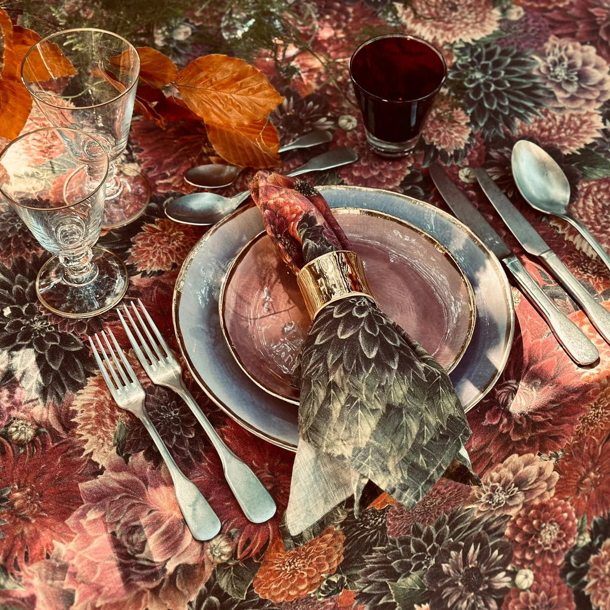 Summerill & Bishop Dahlia Linen Napkin