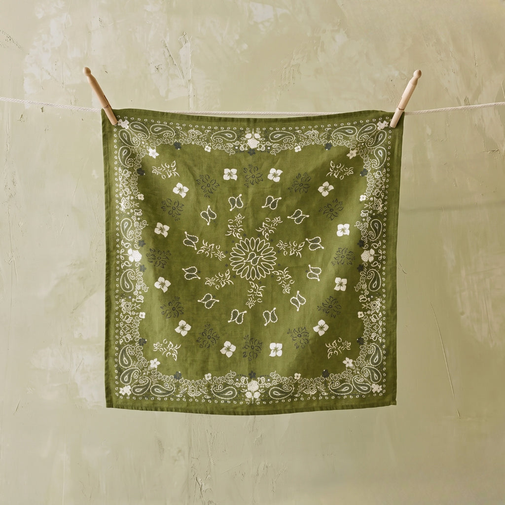 Summerill & Bishop 'Bandana' Linen Napkin in Avocado Green