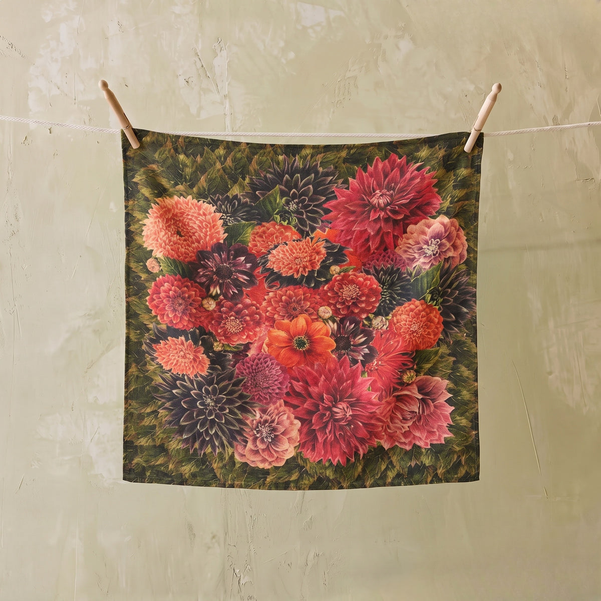 Summerill & Bishop Dahlia Linen Napkin