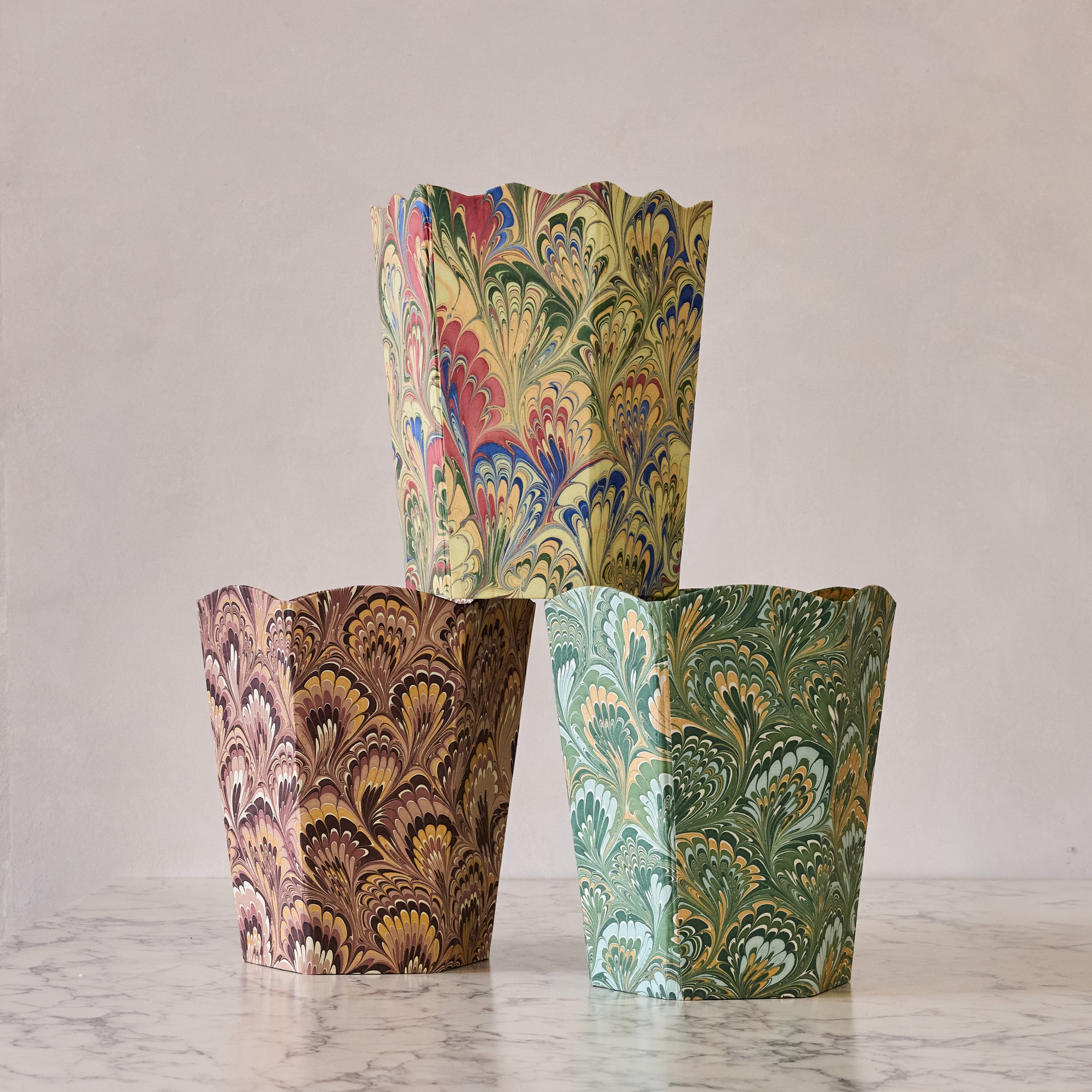 Marbled Scalloped Collapsible Waste Basket, Burgundy Peacock