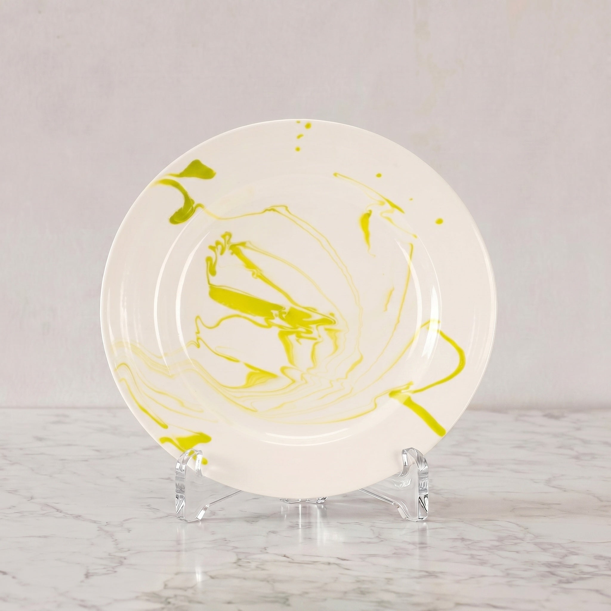 Christopher Spitzmiller Marble Dinner Plate, Lime Green