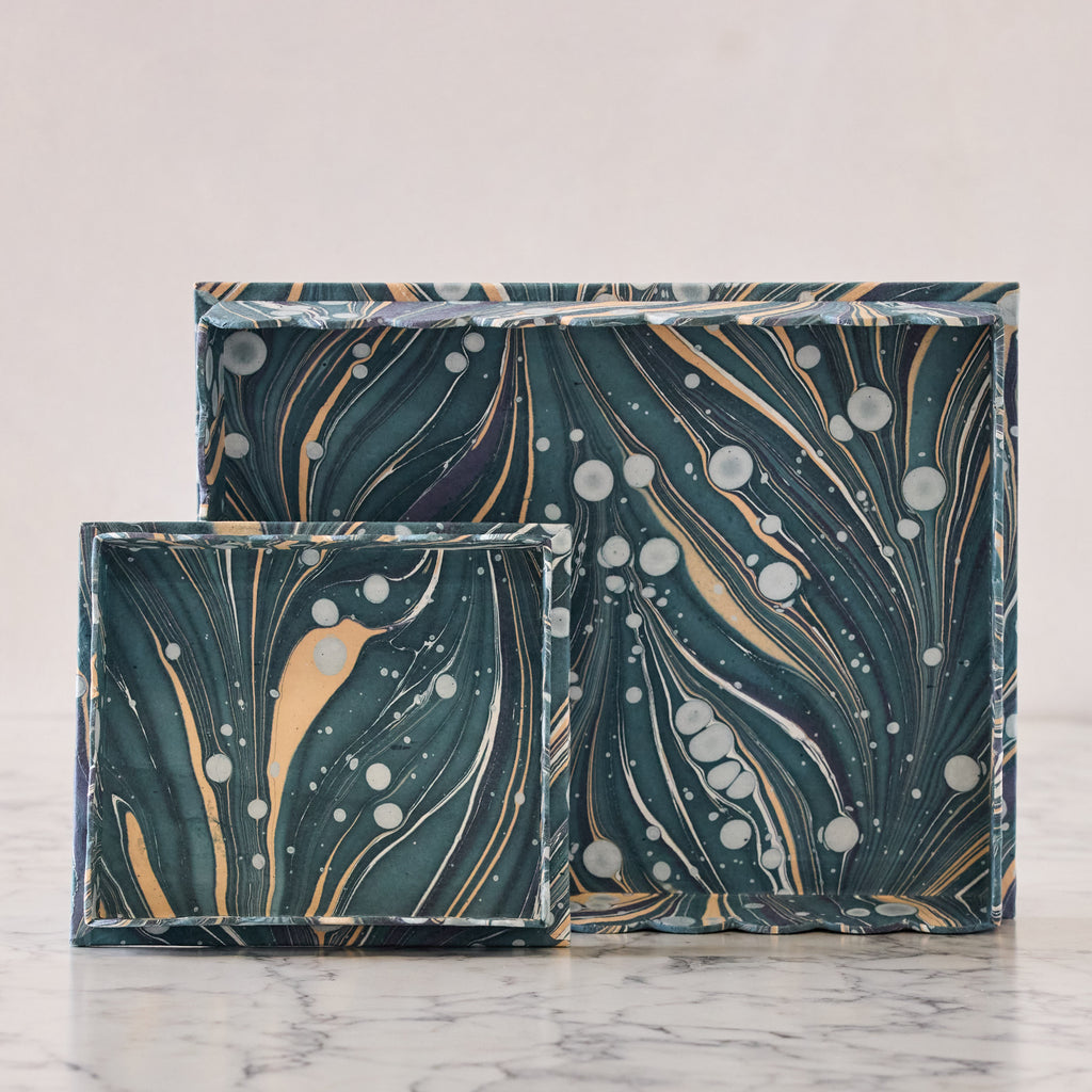 Marbled Scalloped Tray Set, Blue Fire