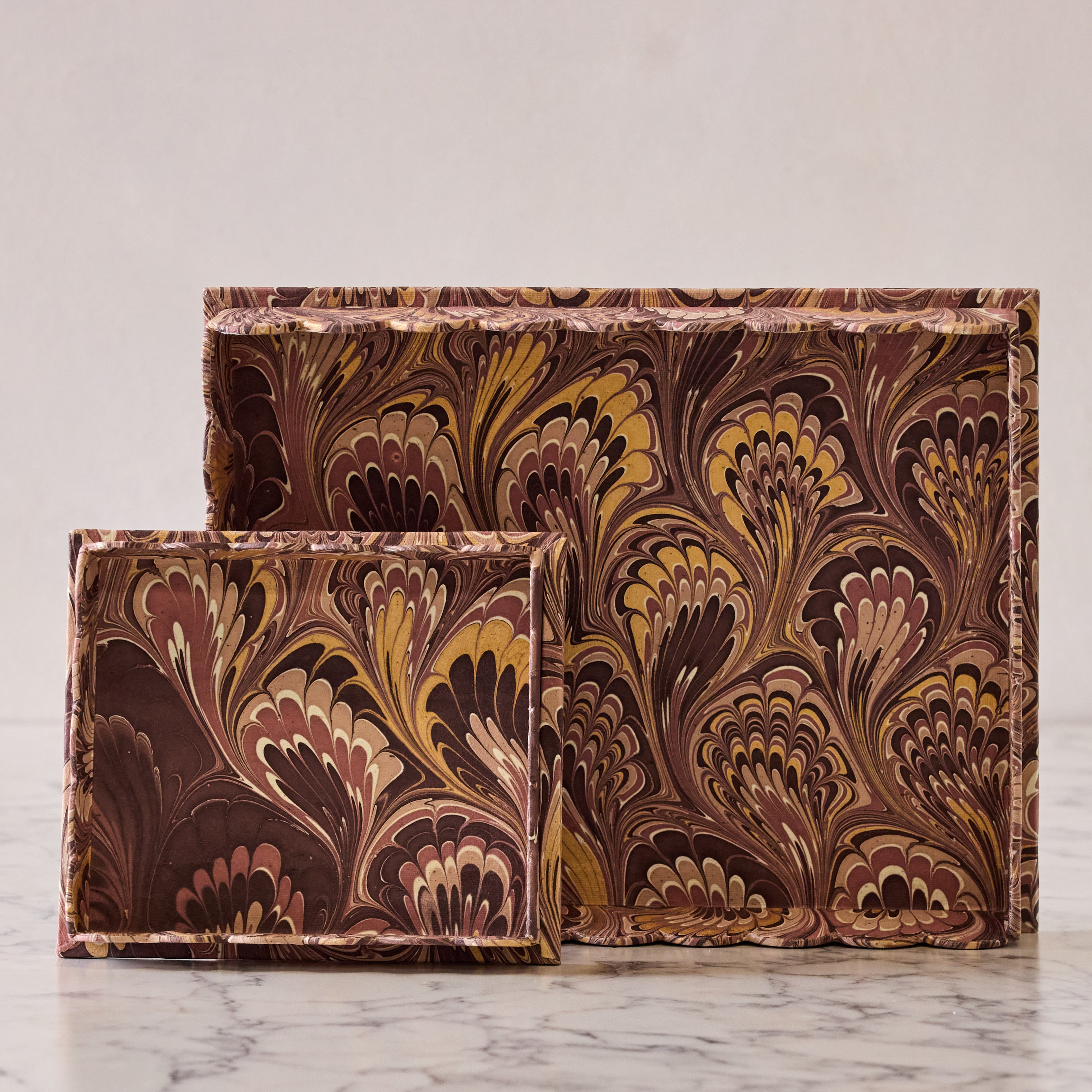 Marbled Scalloped Tray Set, Burgundy & Gold