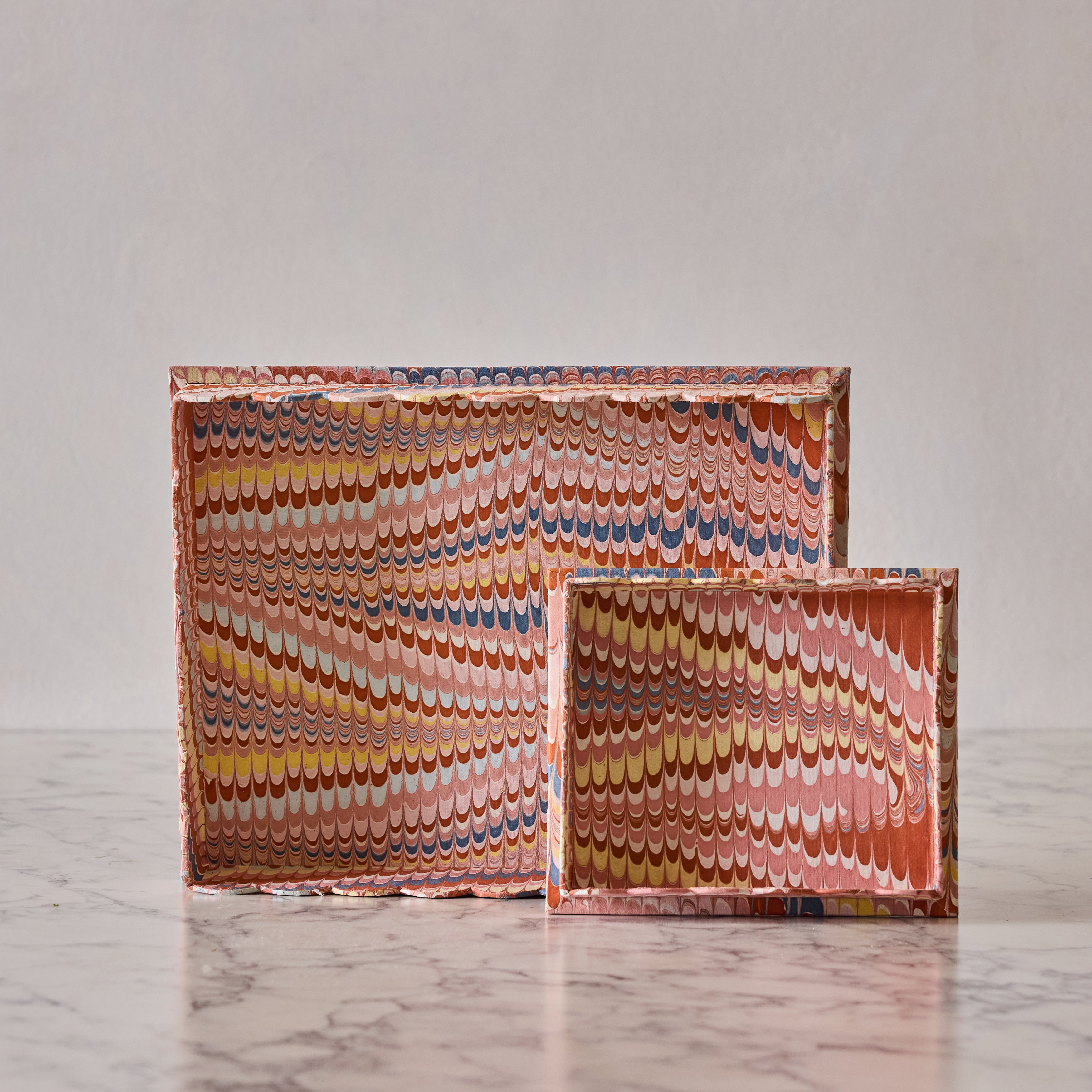 Marbled Scalloped Tray Set, Burnt Orange & Navy