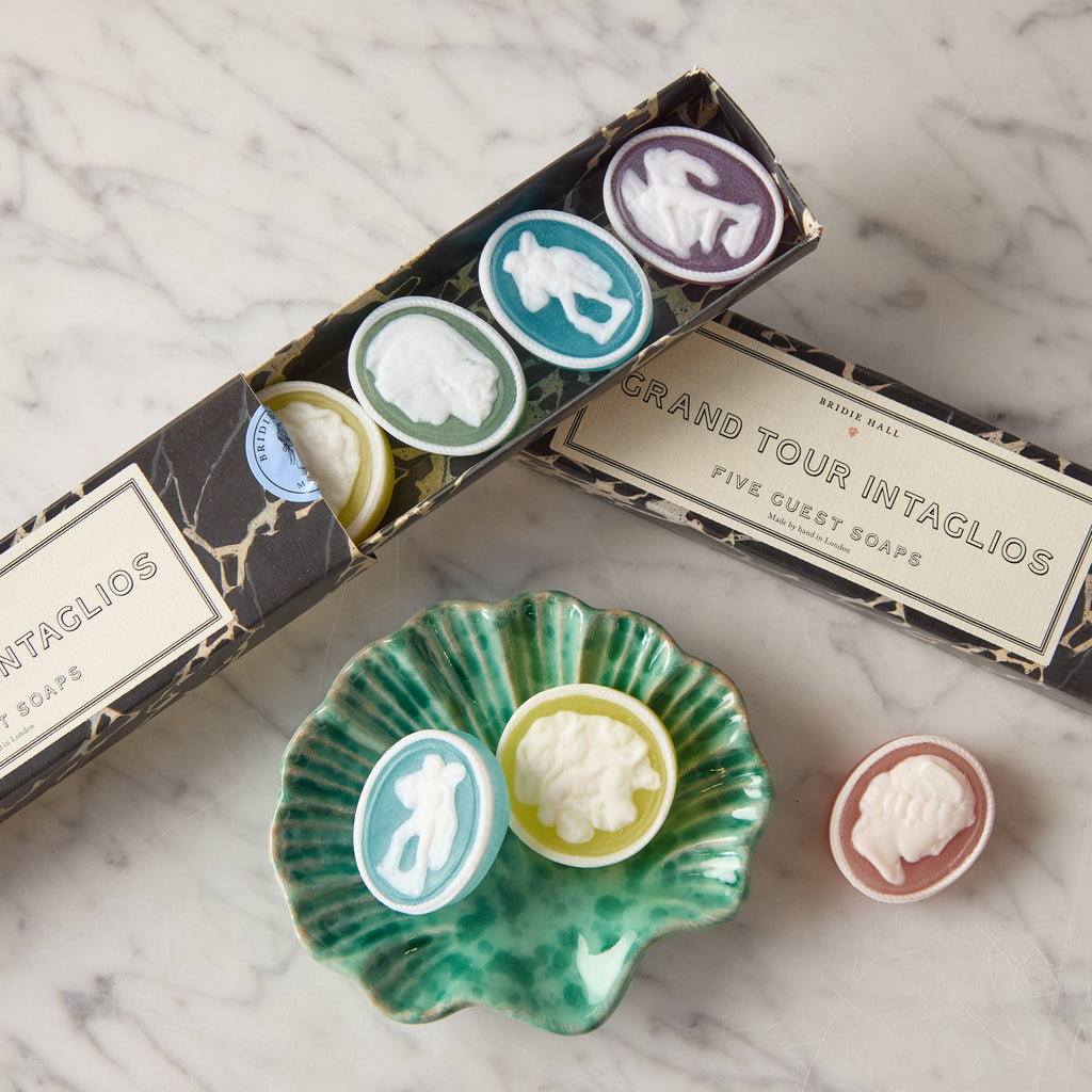 Splatterware Shell Dish, Brown on Pink