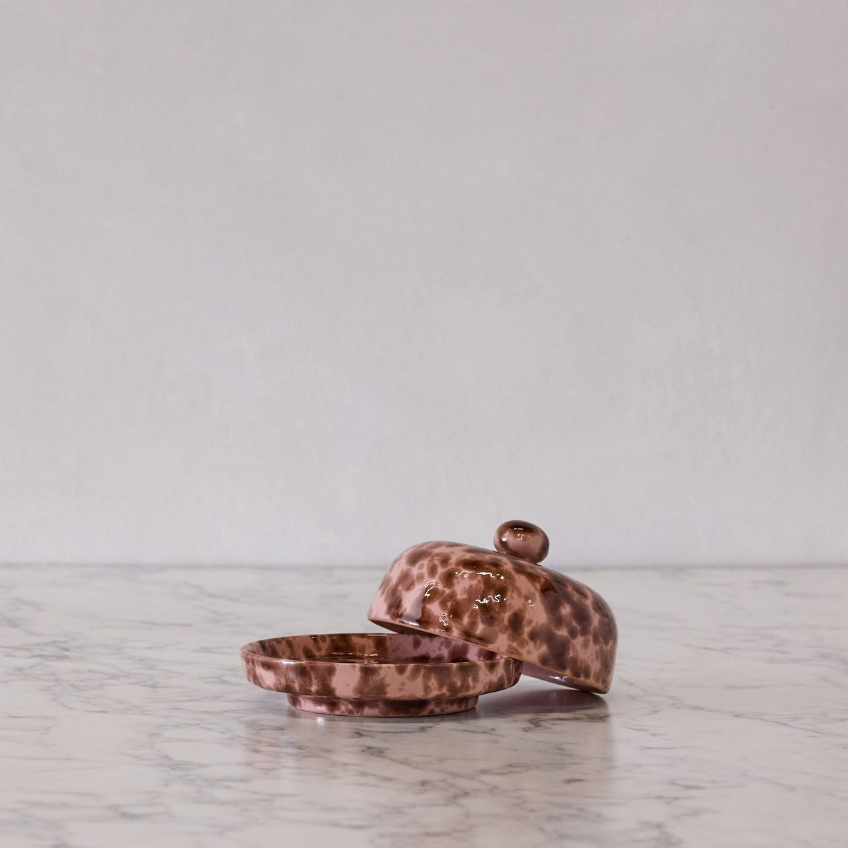 Splatterware Butter Dish, Brown & Rose