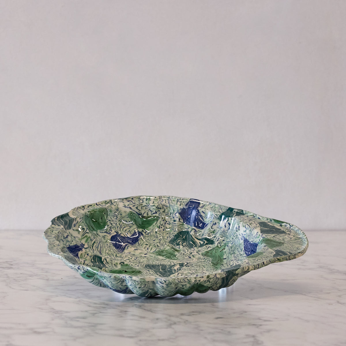 Terre Mêlée Shell Platter, Emerald & Cobalt