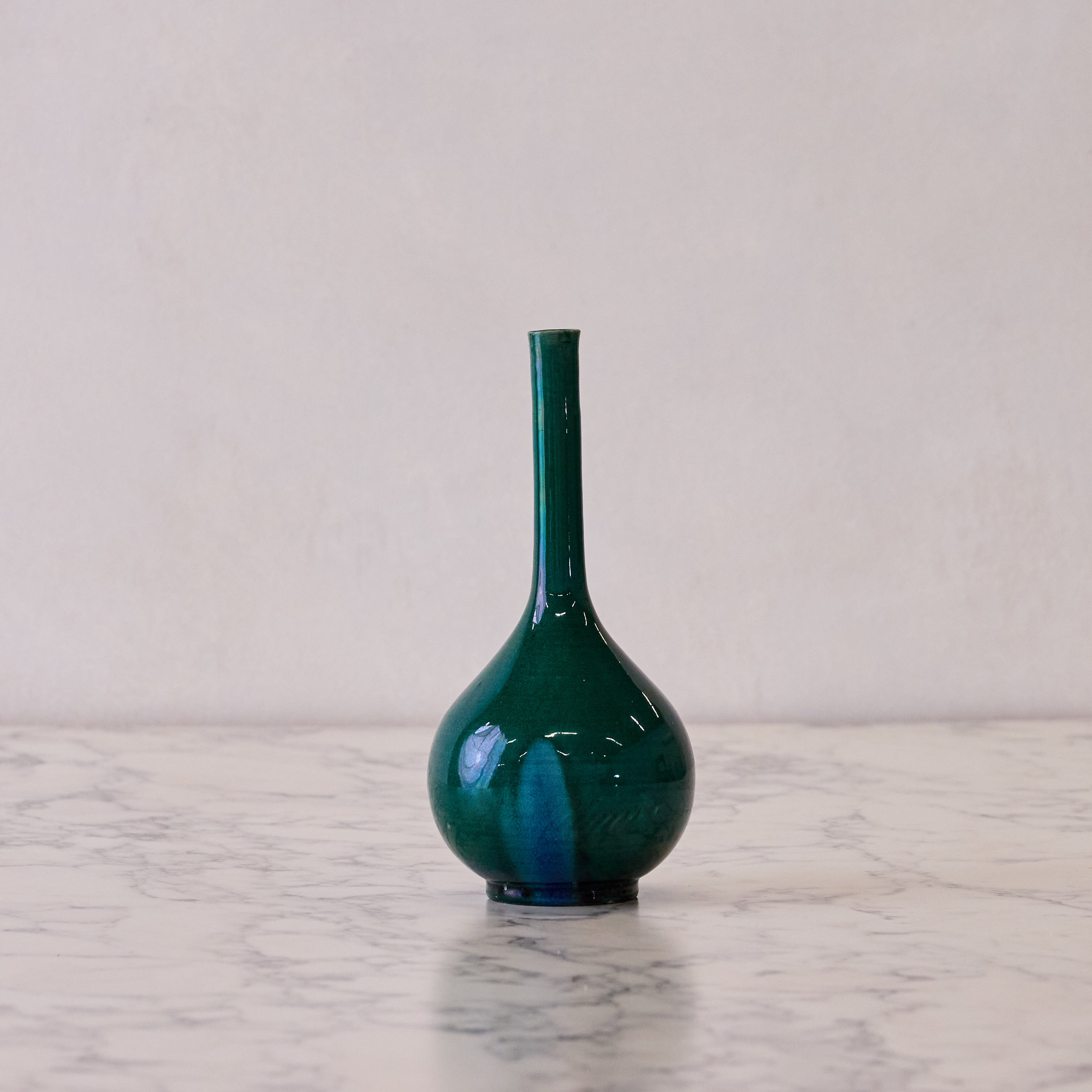 19th century Japanese Awaji Vase in Jade