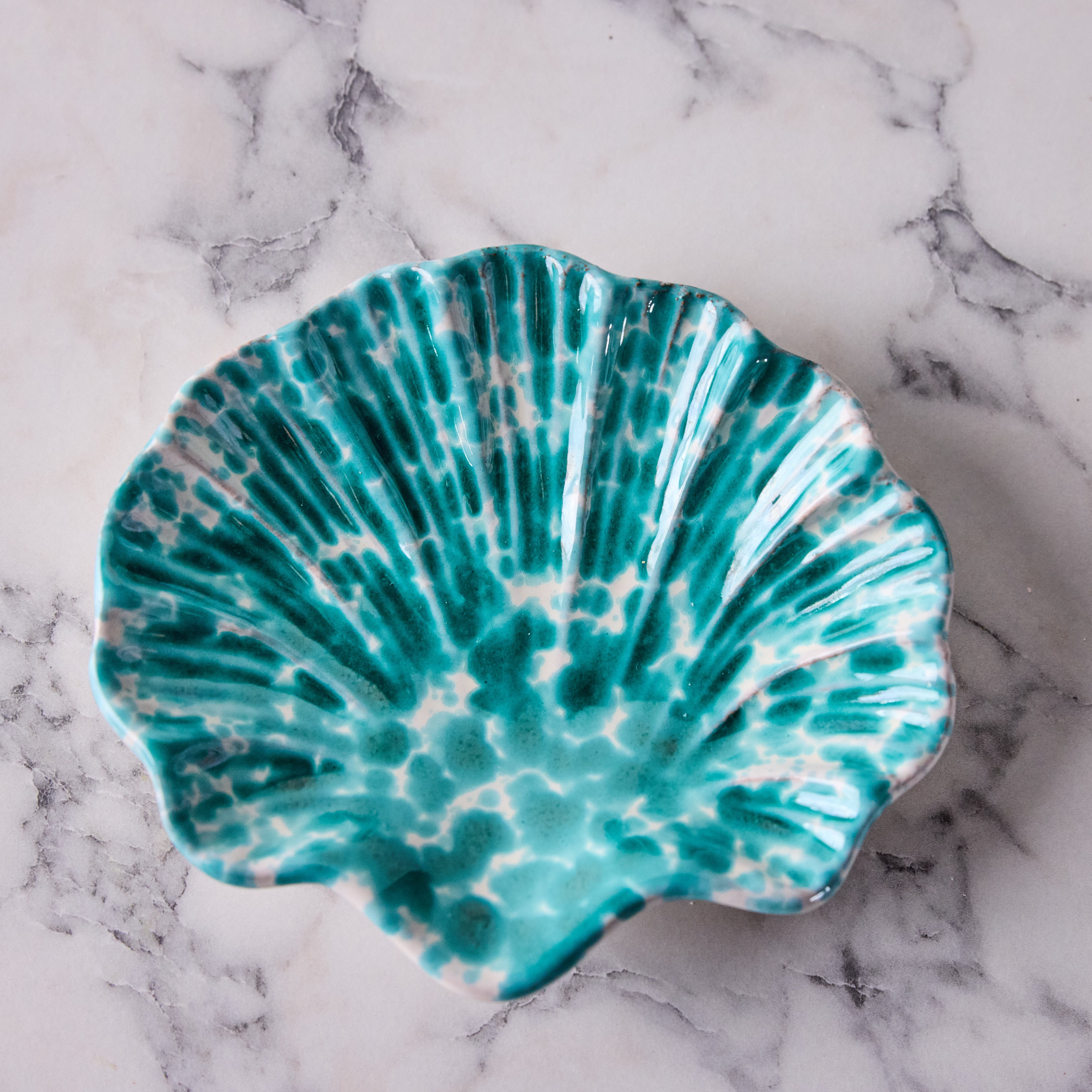Splatterware Shell Dish, Dark Green on Green