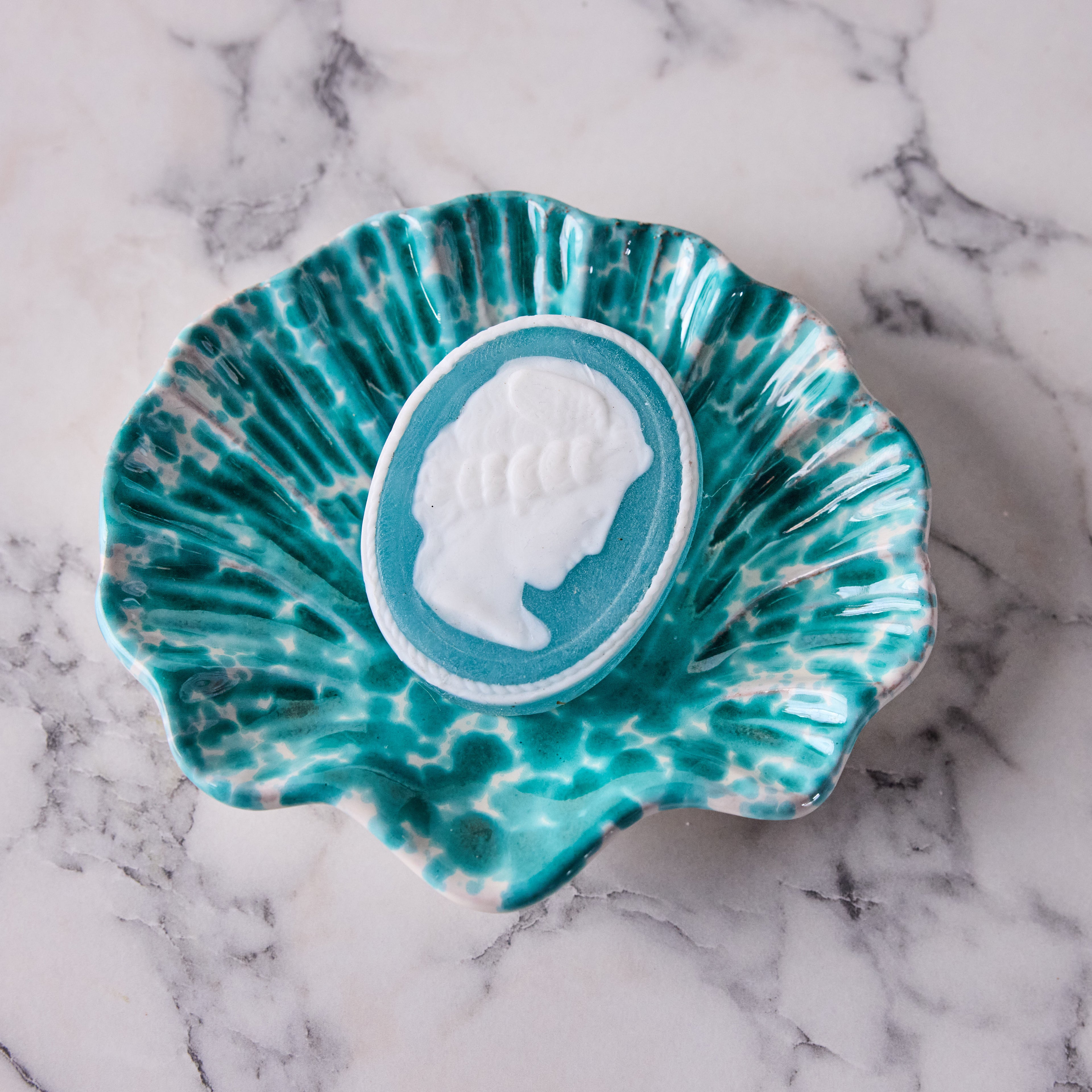 Splatterware Shell Dish, Dark Green on Green