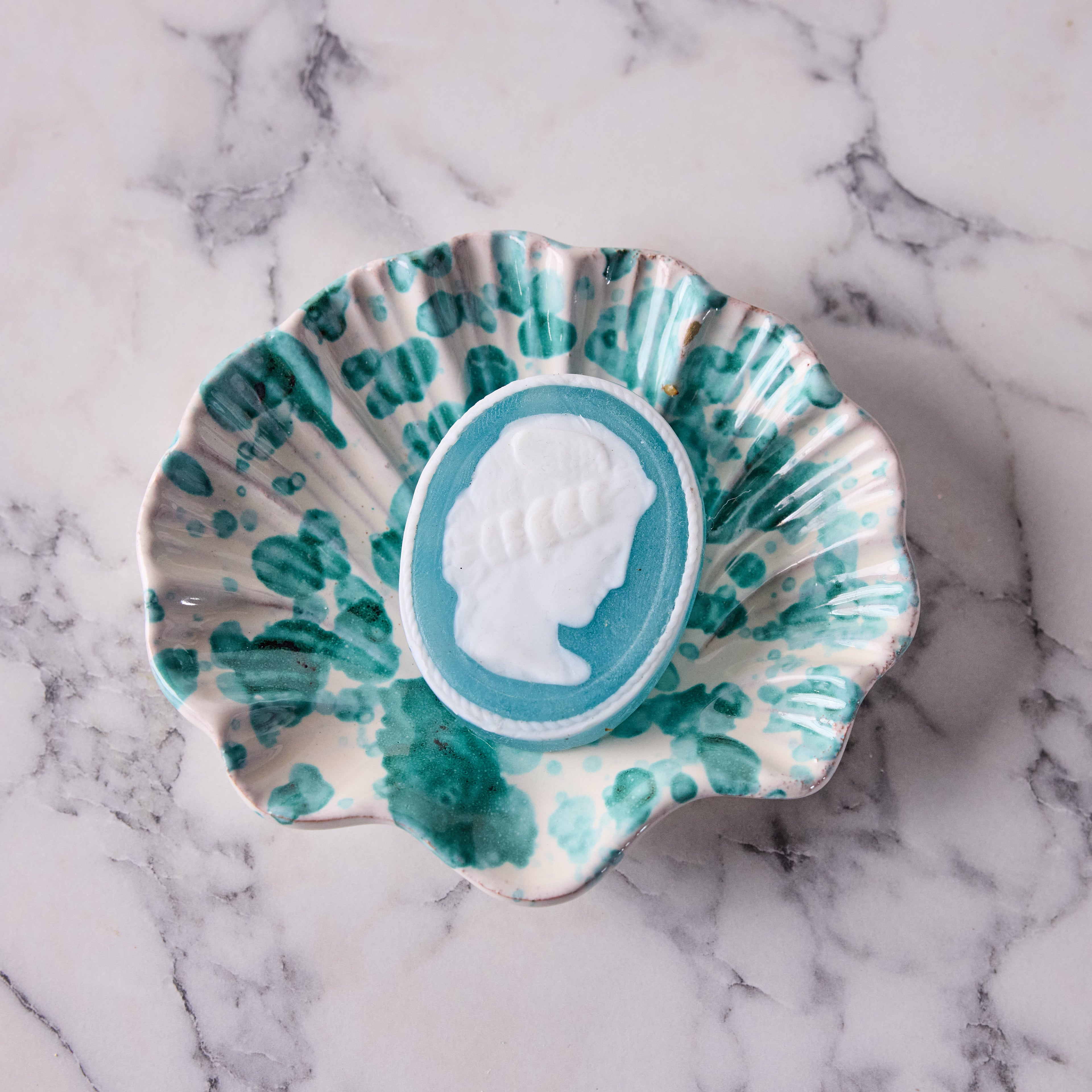 Splatterware Shell Dish, Green on White