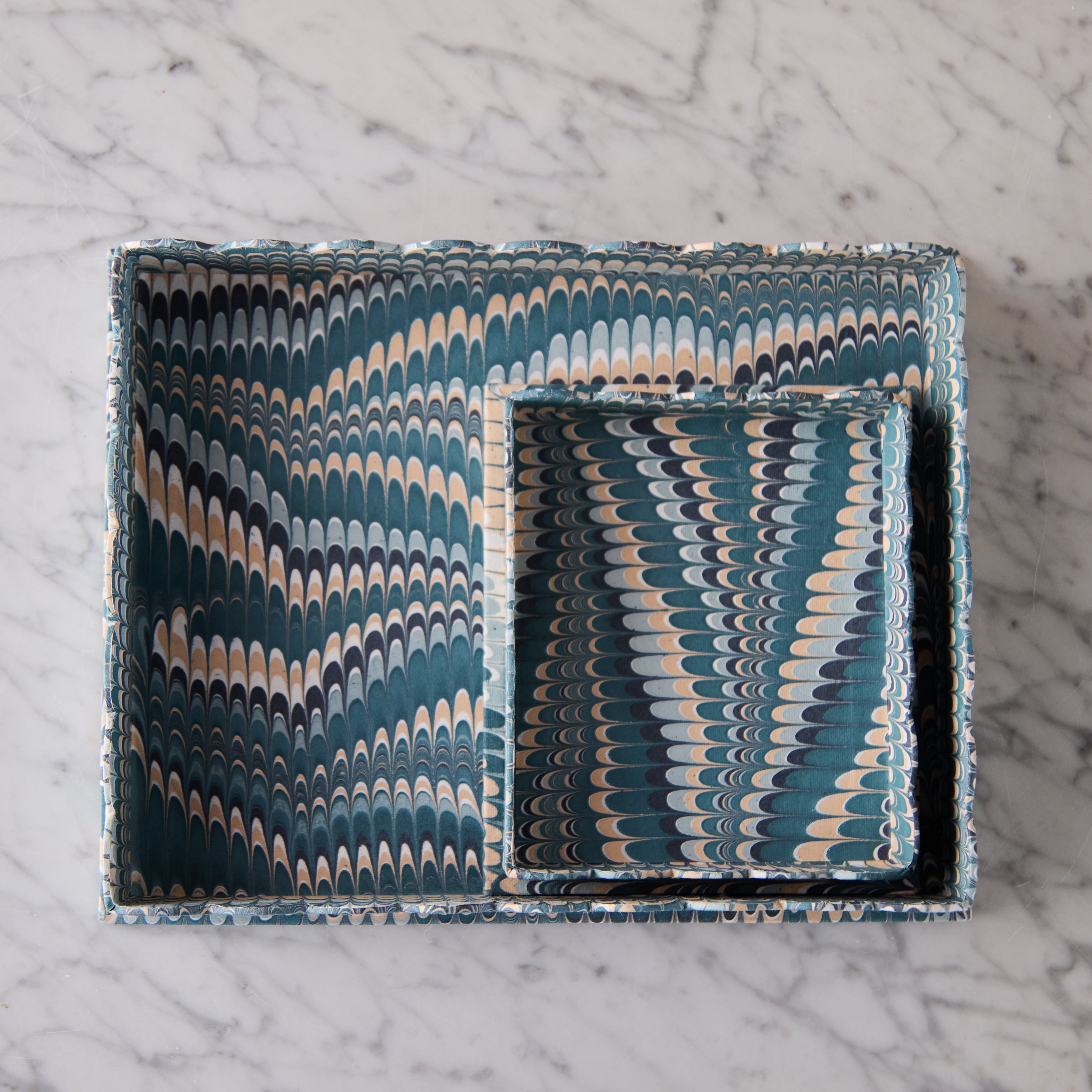 Marbled Scalloped Tray Set, Teal & Peach