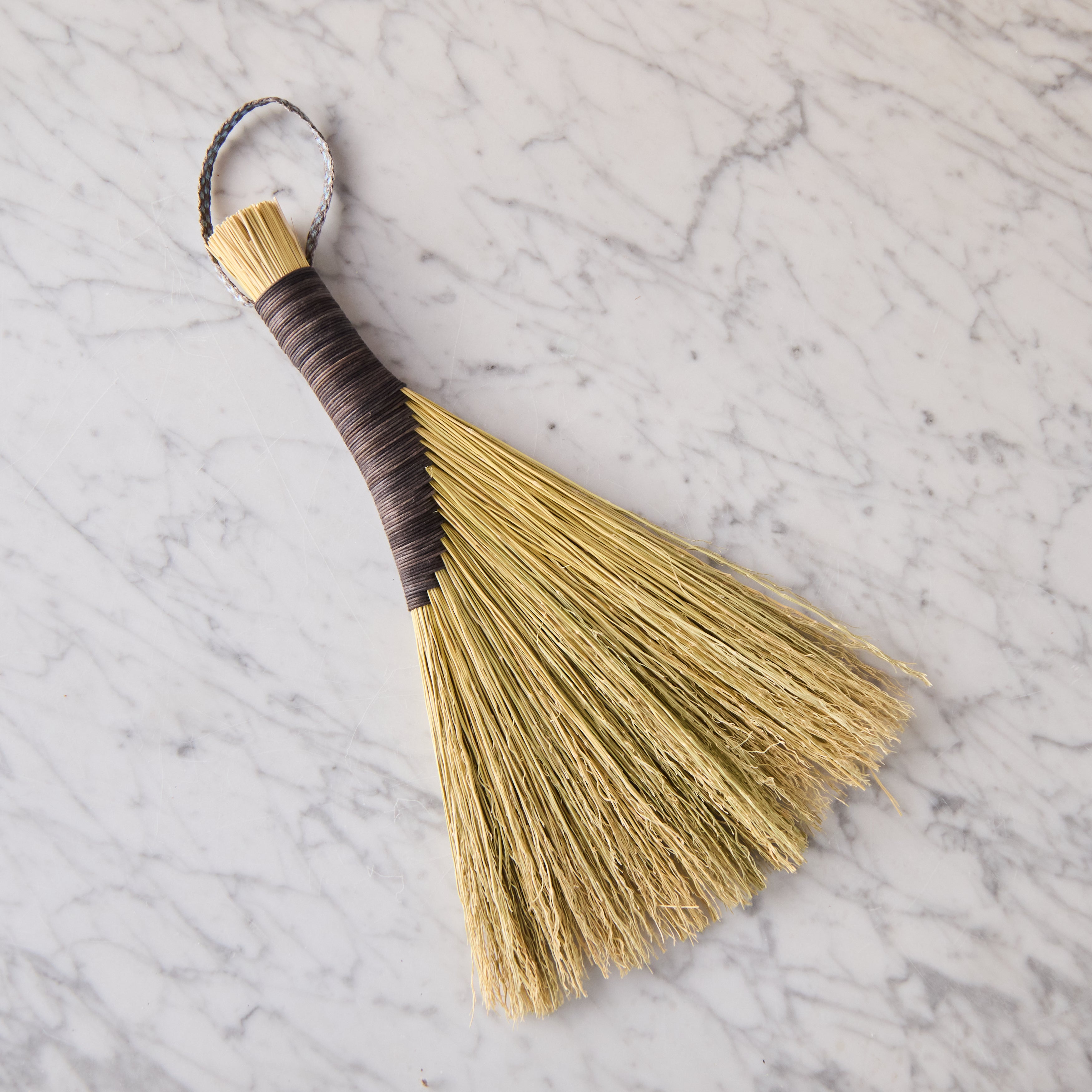 Turkey Wing Hand Broom, Dark Brown
