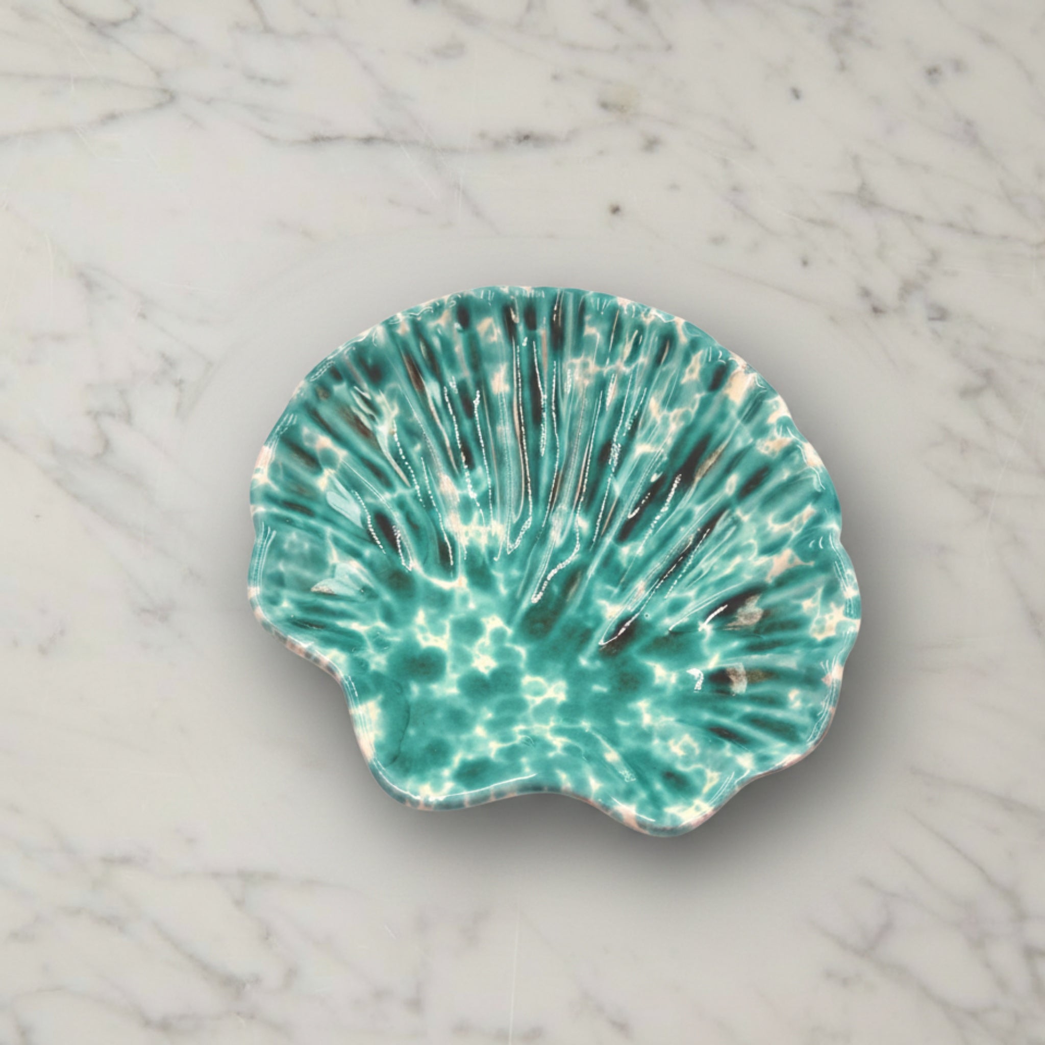 Splatterware Shell Dish, Dark Green on Green