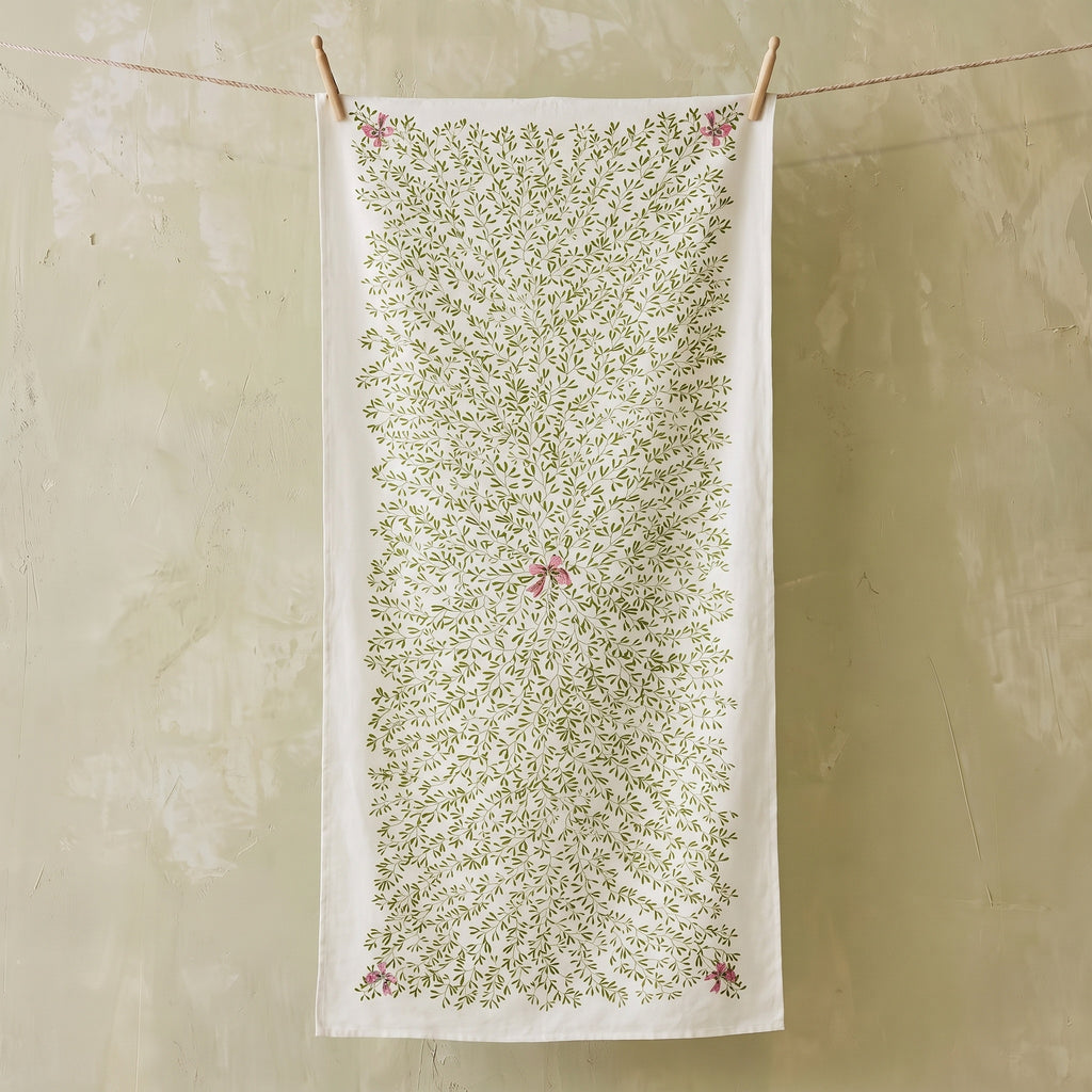 Summerill & Bishop Mistletoe Linen Tablecloth