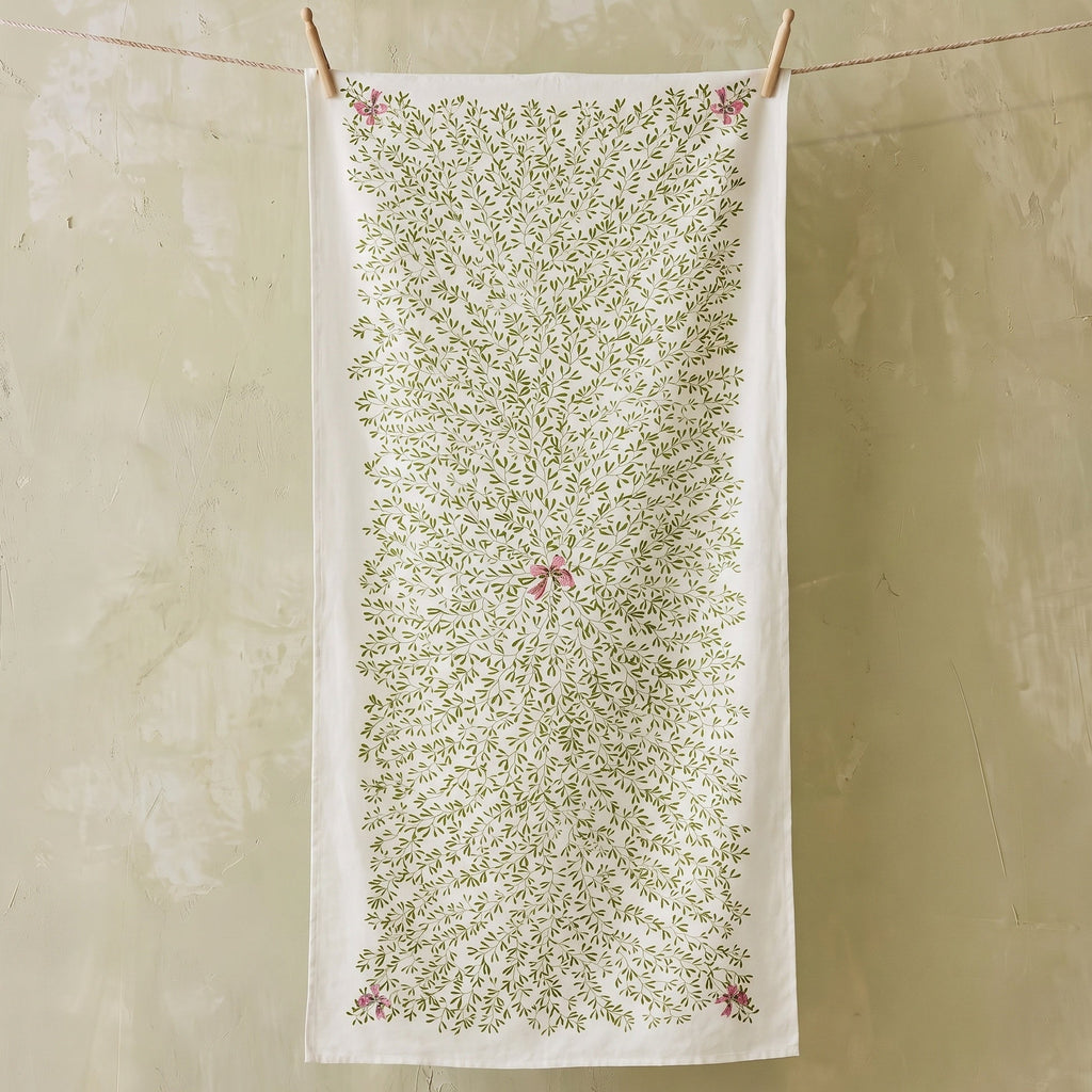 Summerill & Bishop Mistletoe Linen Tablecloth