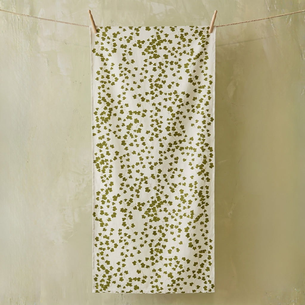Summerill & Bishop 'Ivy' Herbarium Linen Tablecloth
