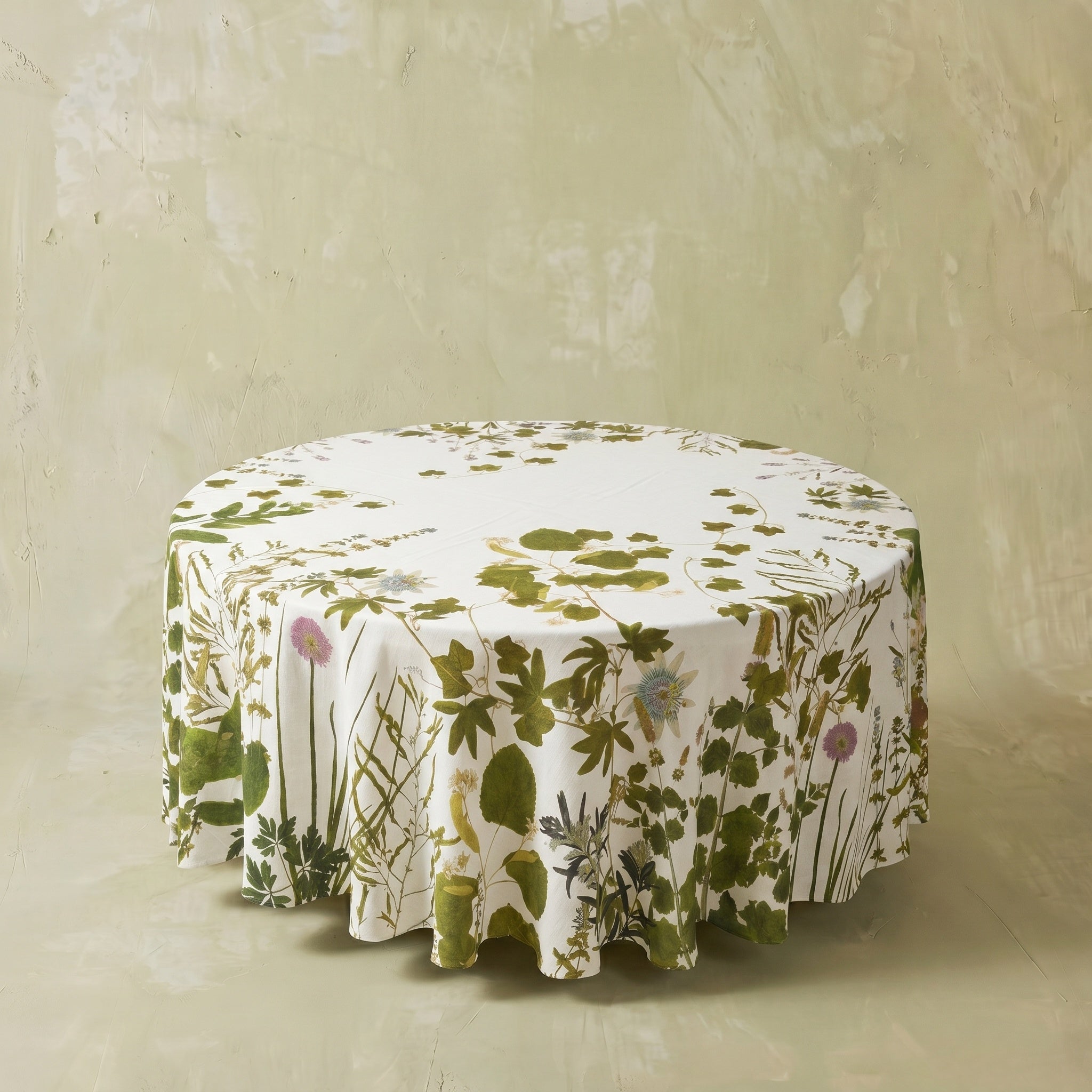 Summerill & Bishop Herb Garden Round Linen Tablecloth