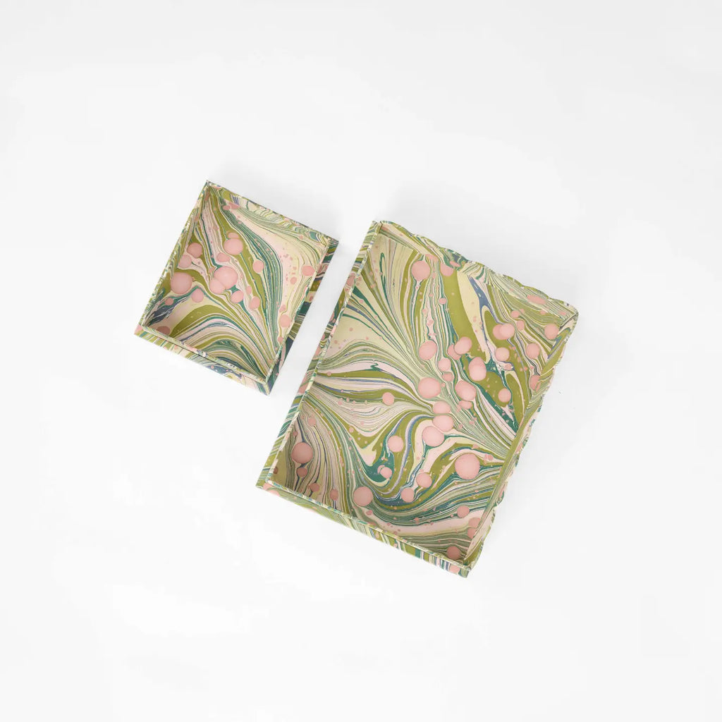 Marbled Scalloped Tray Set, Moss & Pink