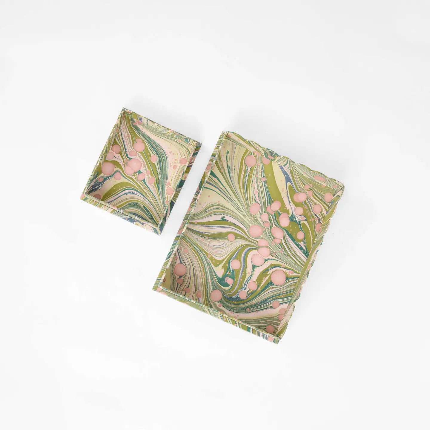 Marbled Scalloped Tray Set, Moss & Pink